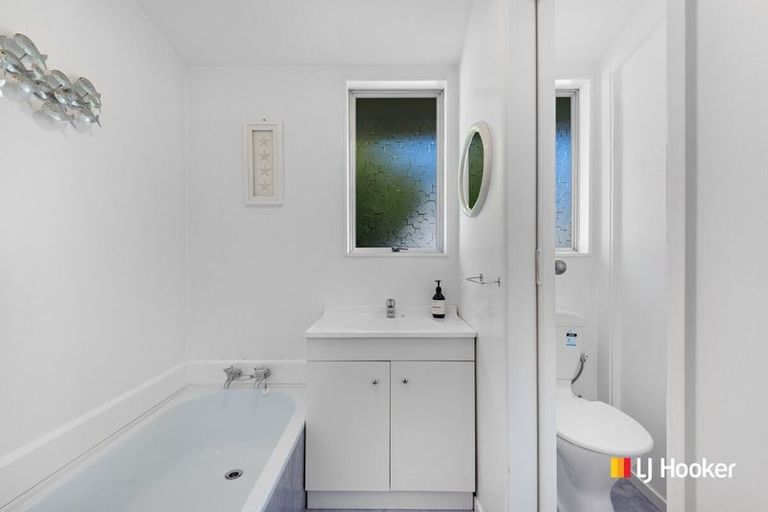 Photo of property in 29 Estuary Crescent, Fairfield, Dunedin, 9018