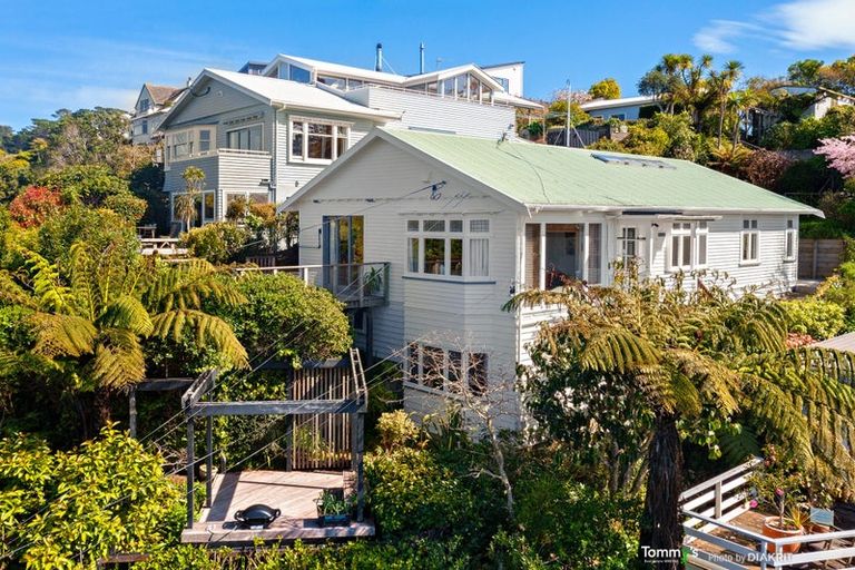 Photo of property in 44 Highbury Road, Highbury, Wellington, 6012