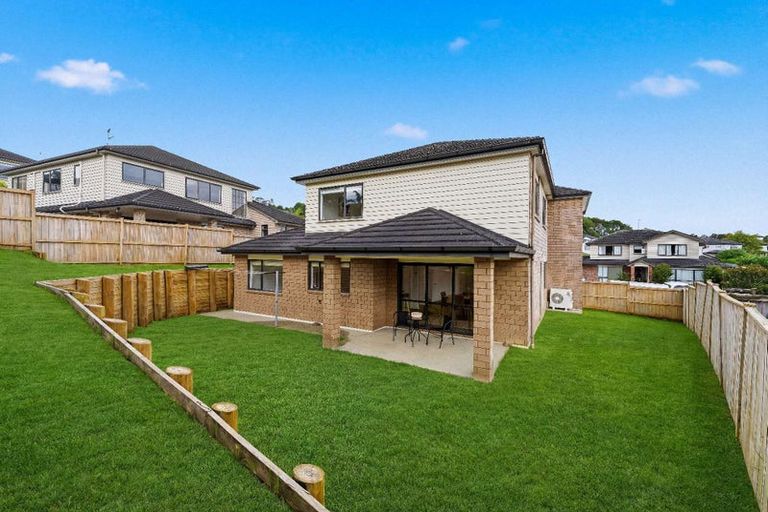 Photo of property in 4 Beros Place, Flat Bush, Auckland, 2016