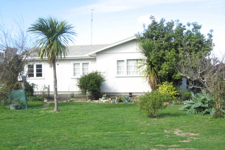 Photo of property in 2 Leyland Road, Te Awanga, 4102