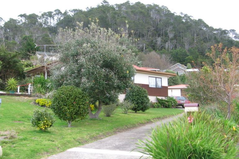 Photo of property in 14 Grierson Close, Hahei, Whitianga, 3591