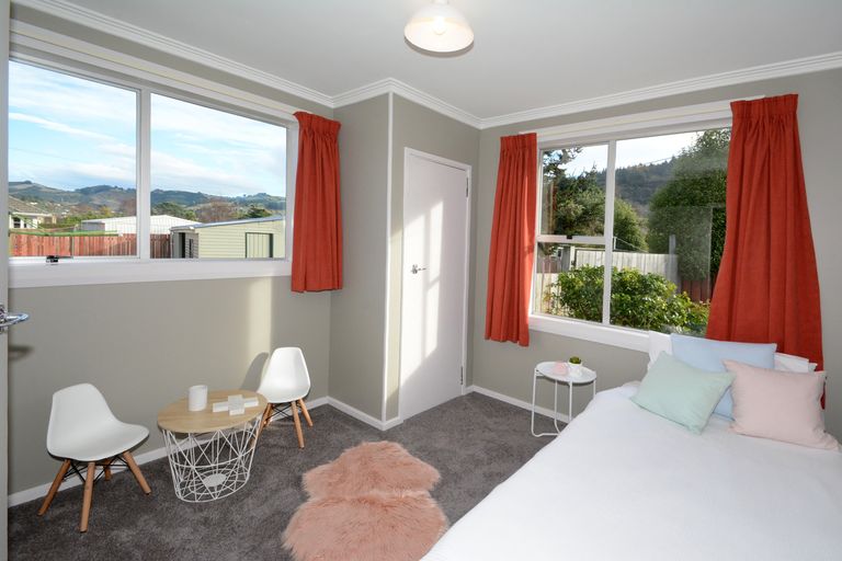 Photo of property in 51 Albertson Avenue, Port Chalmers, 9023