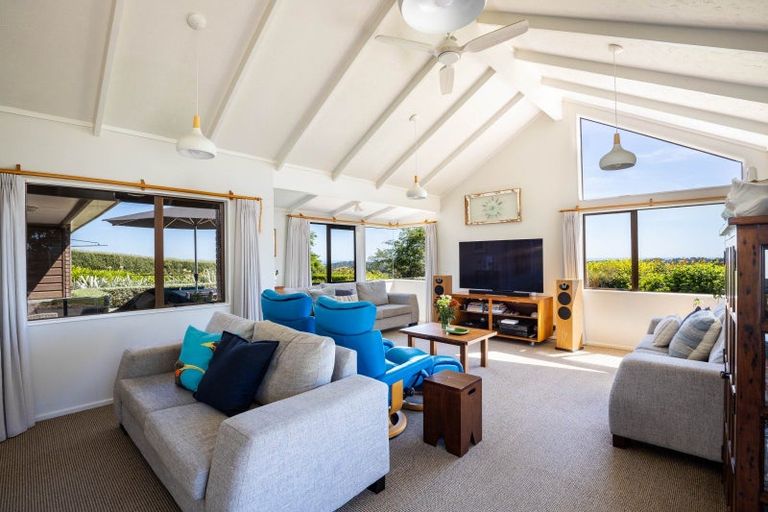 Photo of property in 223 King Road, Inglewood, 4386