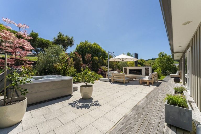 Photo of property in 48 Stewart Glen, Acacia Bay, Taupo, 3385