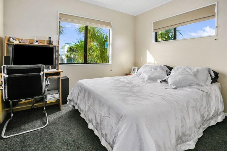 Photo of property in 35 Doncaster Terrace, Ascot Park, Porirua, 5024