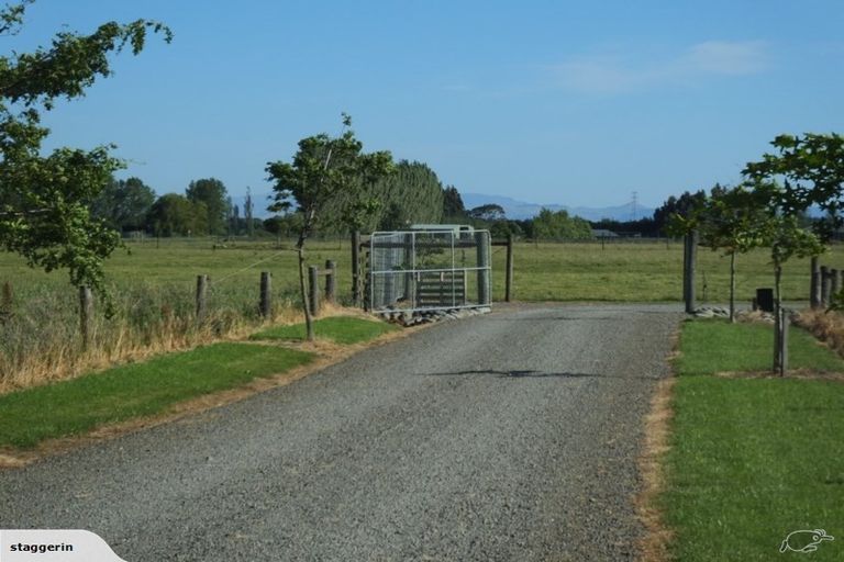 Photo of property in 37 Mountvista Road, Fernside, Kaiapoi, 7691