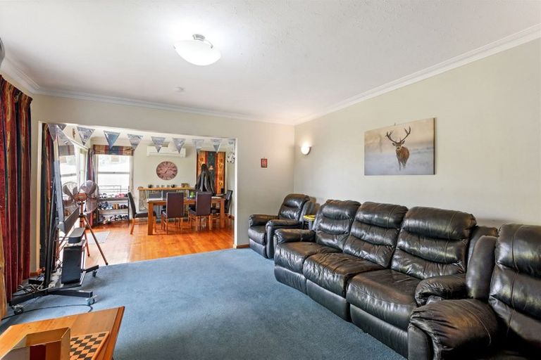 Photo of property in 63 Sevenoaks Drive, Bryndwr, Christchurch, 8053