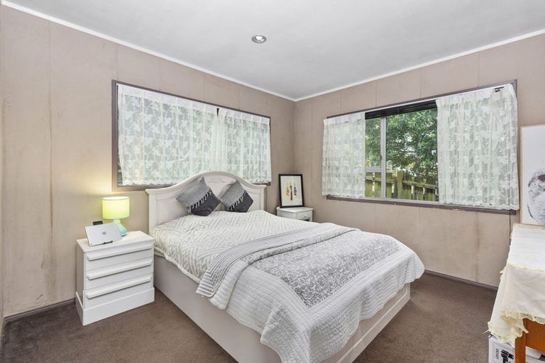 Photo of property in 1/103 Carlisle Road, Torbay, Auckland, 0632