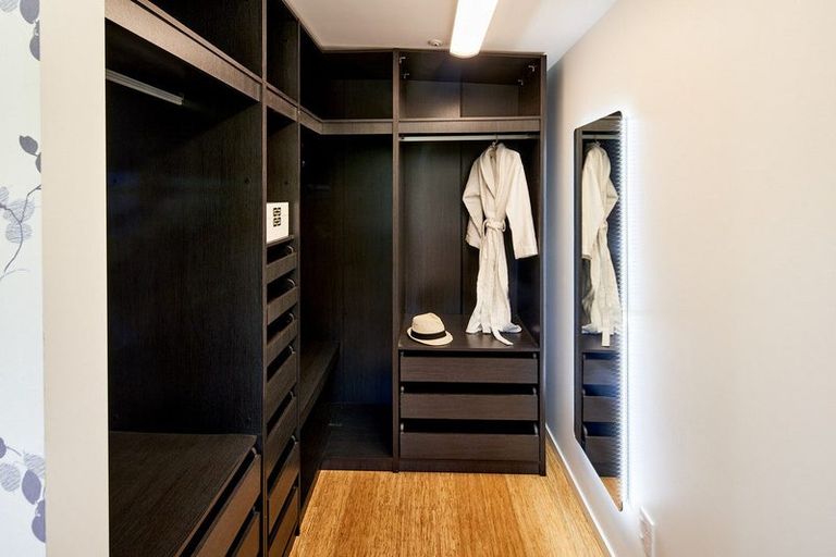 Photo of property in 300b Paremata Road, Whitby, Porirua, 5381