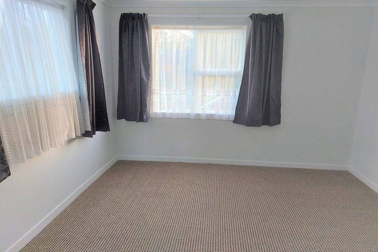 Photo of property in 7 List Street, Welbourn, New Plymouth, 4310