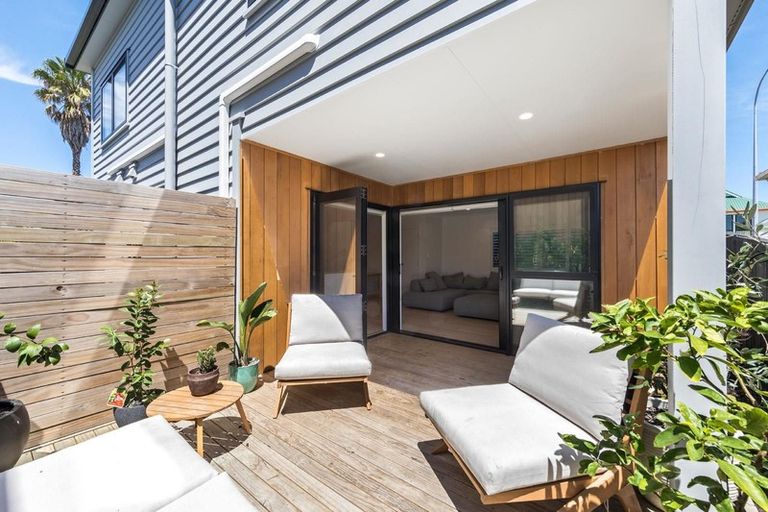 Photo of property in 125a Point Chevalier Road, Point Chevalier, Auckland, 1022