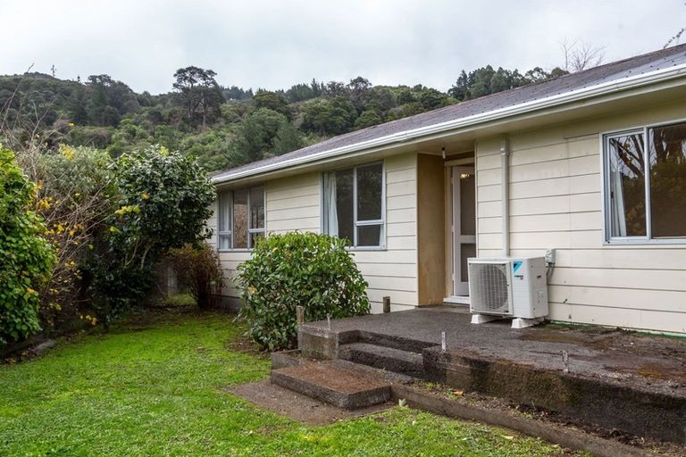 Photo of property in 27 Churchill Crescent, Featherston, 5710