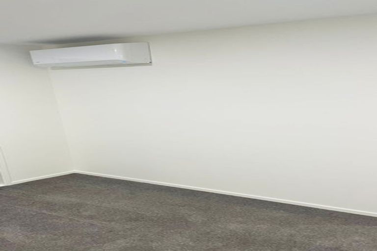 Photo of property in 25 Olearia Street, Totara Park, 2019