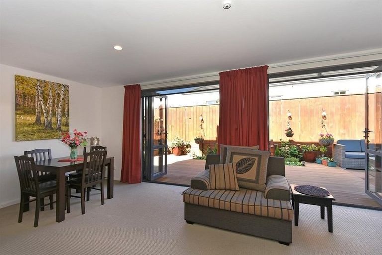 Photo of property in 18 Rochdale Way, Stoke, Nelson, 7011