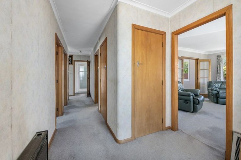 Photo of property in 4 Kelly Grove, Elderslea, Upper Hutt, 5018