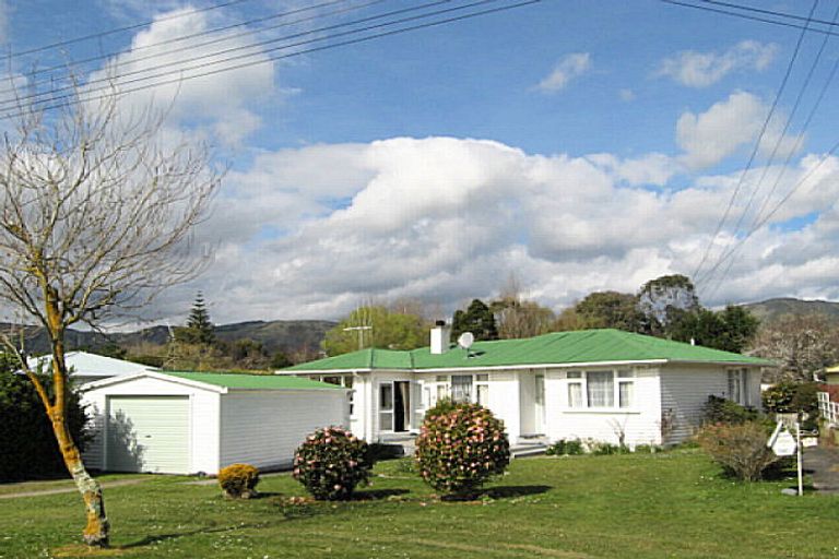 Photo of property in 38 Whittaker Street, Shannon, 4821