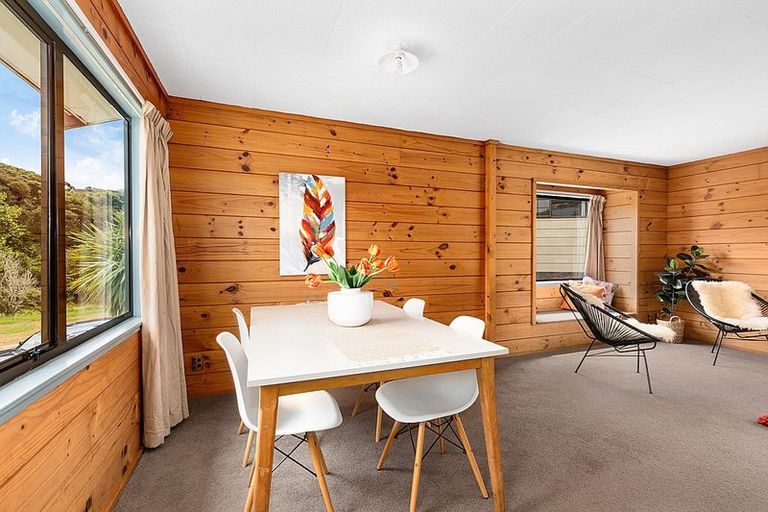 Photo of property in 47 Albatross Close, Whitby, Porirua, 5024