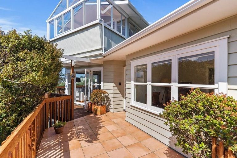 Photo of property in 86 Hastings Road, Mairangi Bay, Auckland, 0630