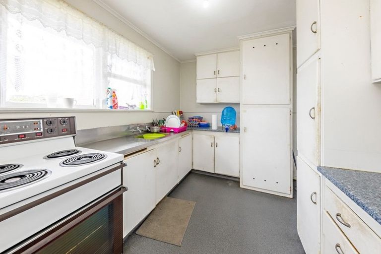 Photo of property in 6 Fisher Crescent, Otara, Auckland, 2023