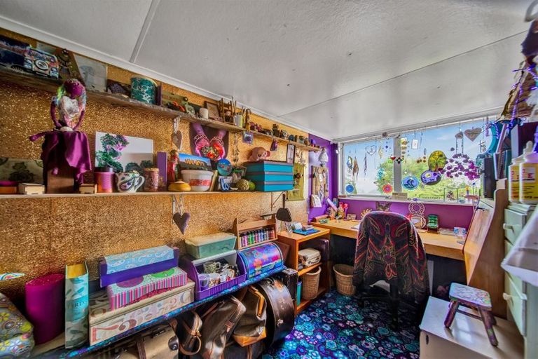 Photo of property in 20 Douglas Street, Hawera, 4610