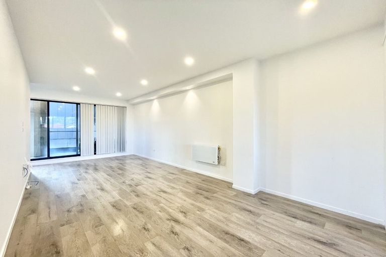 Photo of property in 15/54 Taharoto Road, Takapuna, Auckland, 0622