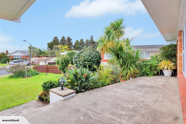 Photo of property in 5 Holden Place, Manukau, Auckland, 2025