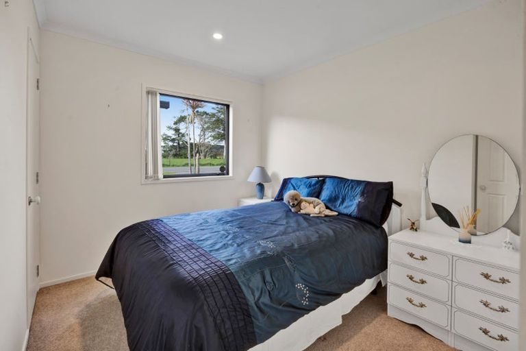 Photo of property in 106 Smart Road, Glen Avon, New Plymouth, 4312
