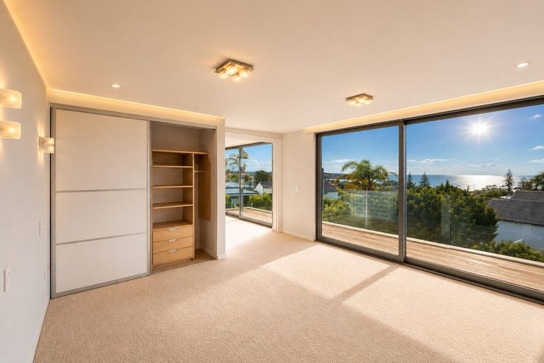 Photo of property in 276 Lake Road, Hauraki, Auckland, 0622