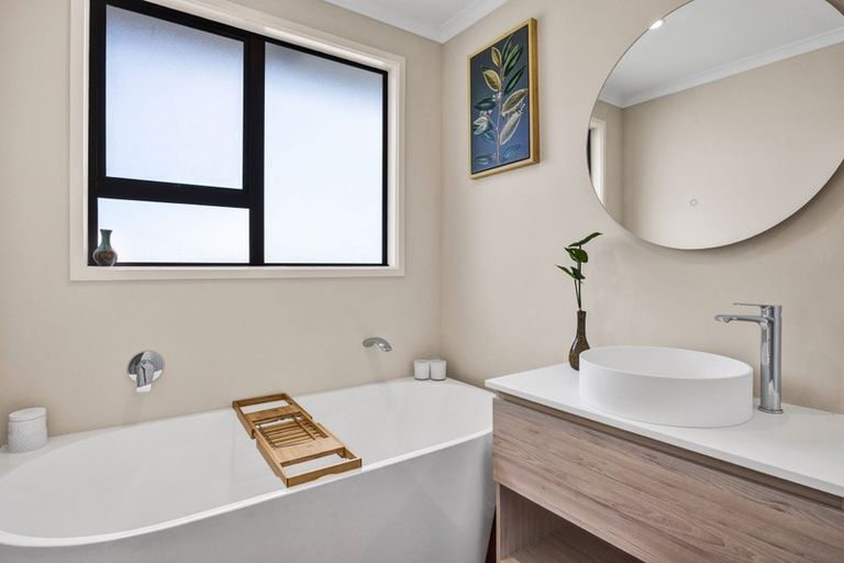 Photo of property in 38 Cameron Street, Hawera, 4610