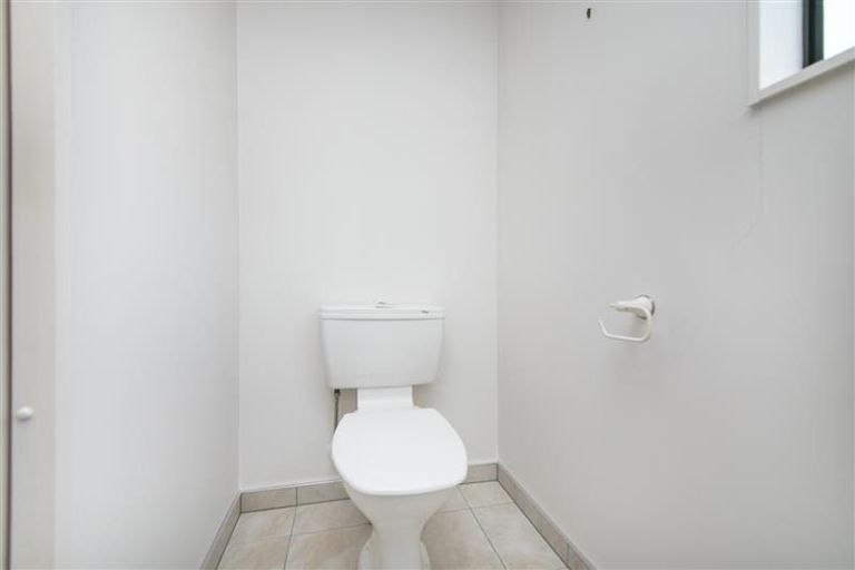 Photo of property in 32 Stewart Crescent, Hokowhitu, Palmerston North, 4410