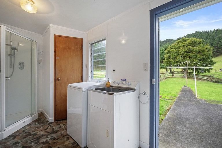 Photo of property in 2273 Tuakau Bridge-port Waikato Roa, Port Waikato, Tuakau, 2695
