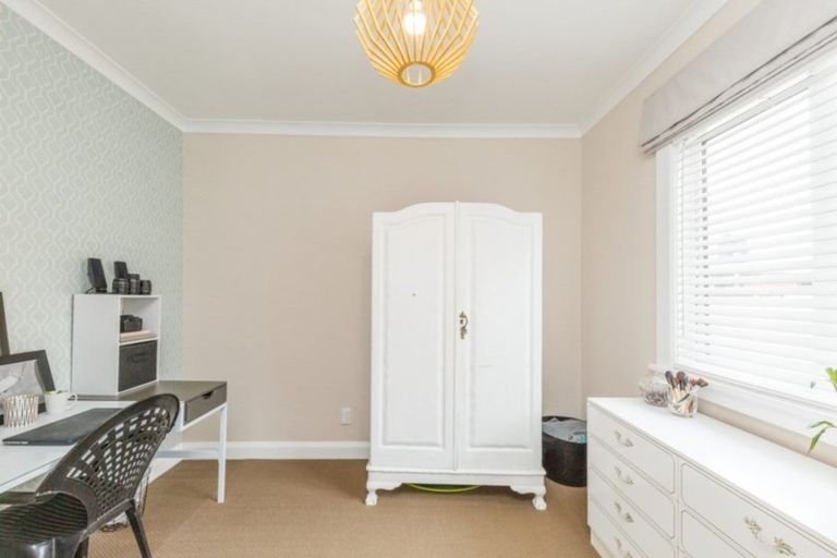 Photo of property in 14 Mcgregor Street, Milson, Palmerston North, 4414