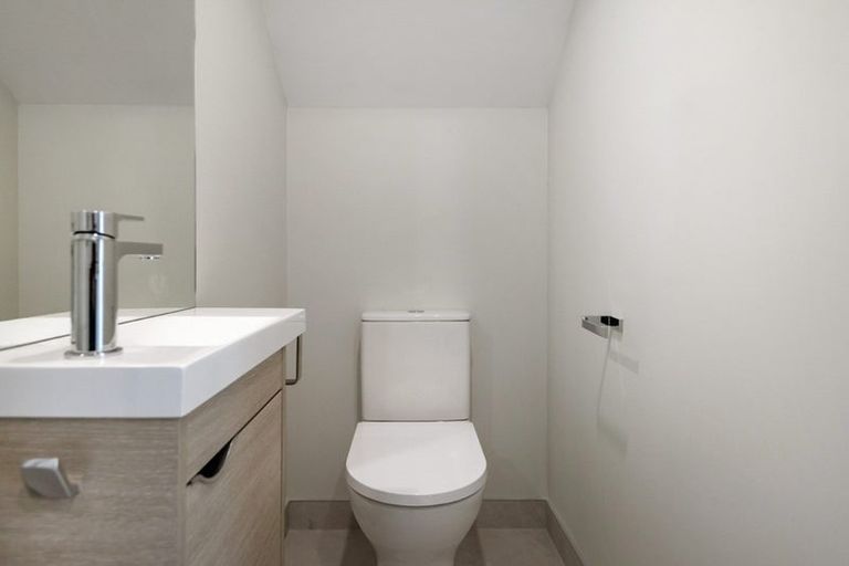 Photo of property in 47 Oyster Drive, Whenuapai, Auckland, 0618