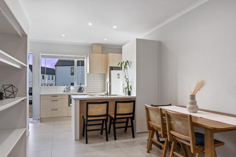 Photo of property in 75 Roundel Crescent, Whenuapai, Auckland, 0618