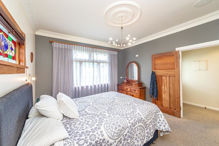 Photo of property in 100 Portal Street, Durie Hill, Whanganui, 4500