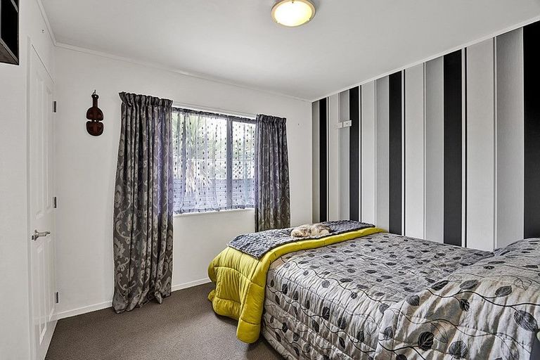 Photo of property in 12 Hunter Street, Normanby, Hawera, 4614