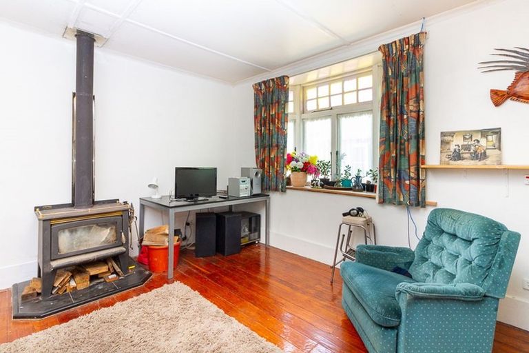 Photo of property in 20 Lyndhurst Street, Takaro, Palmerston North, 4412