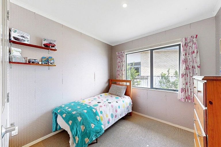 Photo of property in 15 Benner Drive, Ngatea, 3503