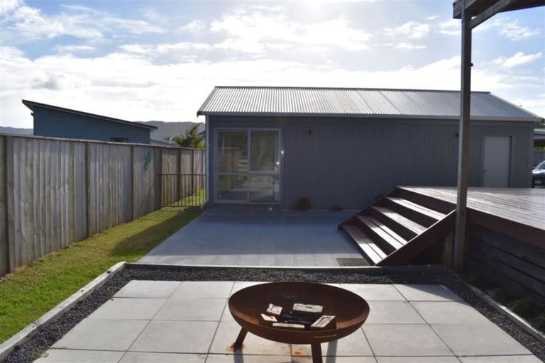Photo of property in 4a Beachcomber Road, Mangawhai Heads, Mangawhai, 0505
