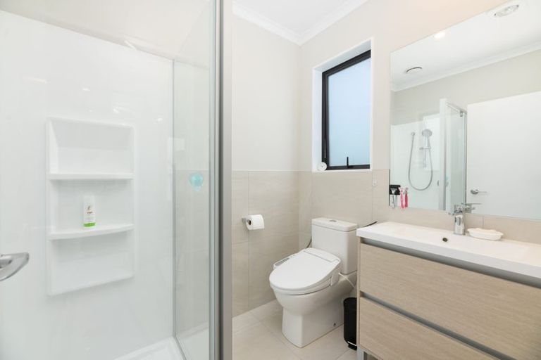 Photo of property in 24 Clark Road, Hobsonville, Auckland, 0616