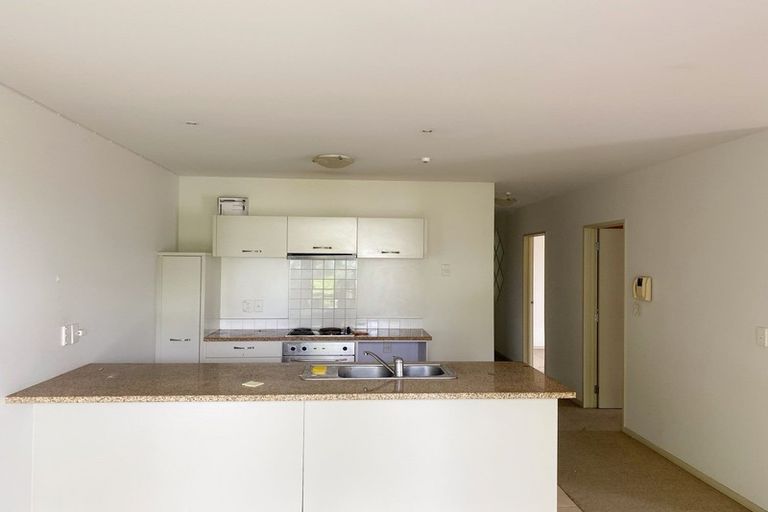 Photo of property in 9/124 Stancombe Road, Flat Bush, Auckland, 2016
