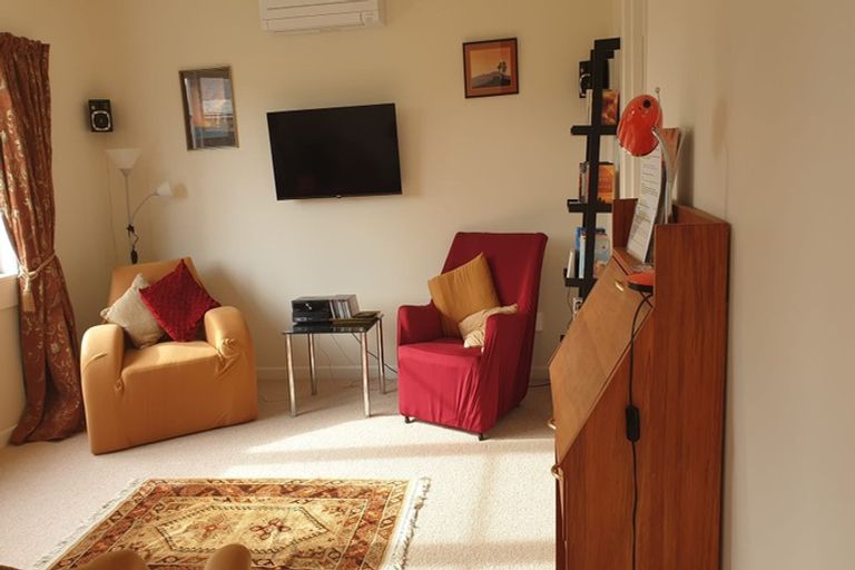 Photo of property in 8a Pharazyn Street, Gonville, Whanganui, 4500