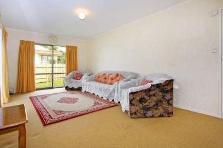 Photo of property in 48 Archboyd Avenue, Mangere East, Auckland, 2024