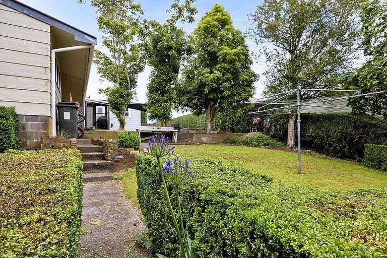 Photo of property in 60 Stanners Street, Eltham, 4322