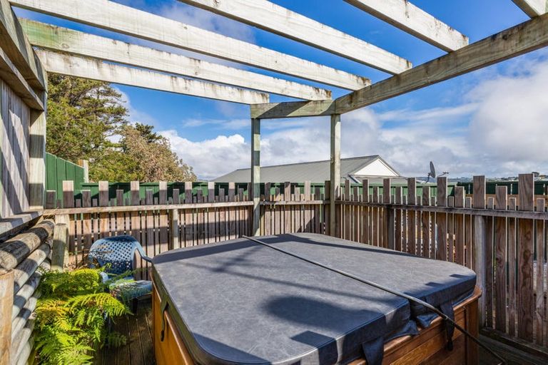 Photo of property in 10 Adventure Drive, Whitby, Porirua, 5024