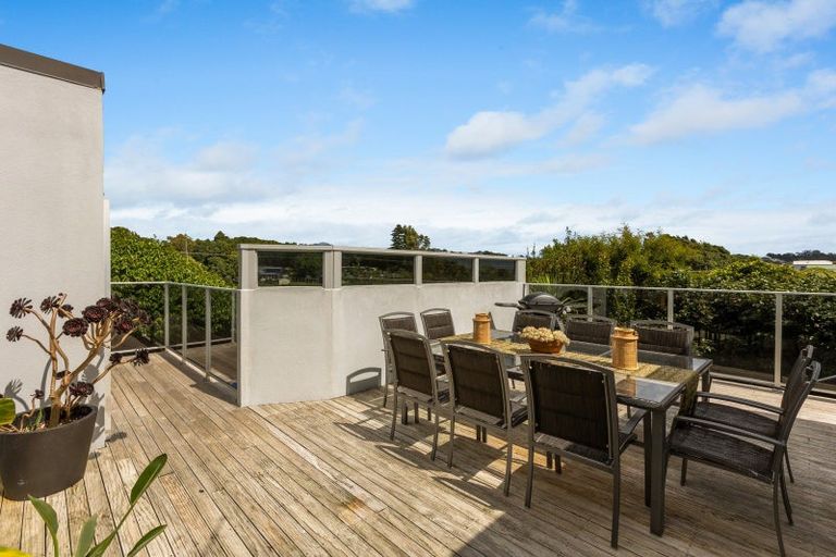 Photo of property in 21a Birdwood Avenue, Moturoa, New Plymouth, 4310