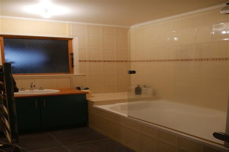 Photo of property in 6 Reotahi Road, Whangarei Heads, Whangarei, 0174