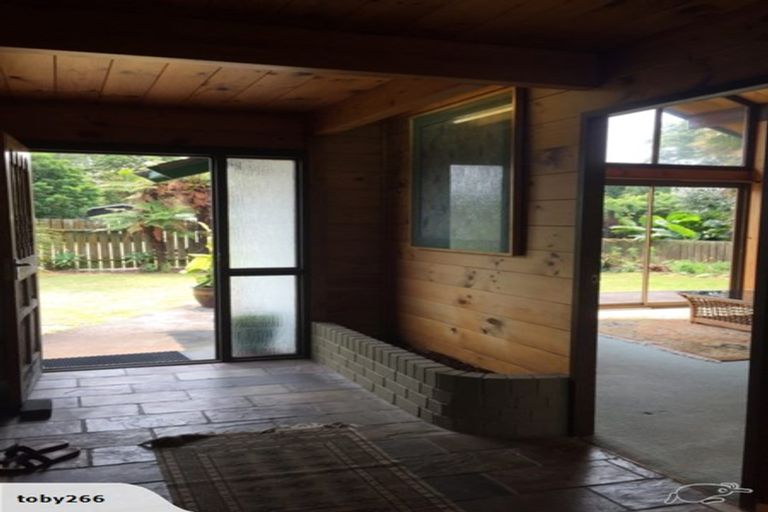 Photo of property in 12 Woodleigh Street, Frankleigh Park, New Plymouth, 4310