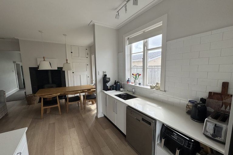 Photo of property in 50 Heretaunga Street, Petone, Lower Hutt, 5012