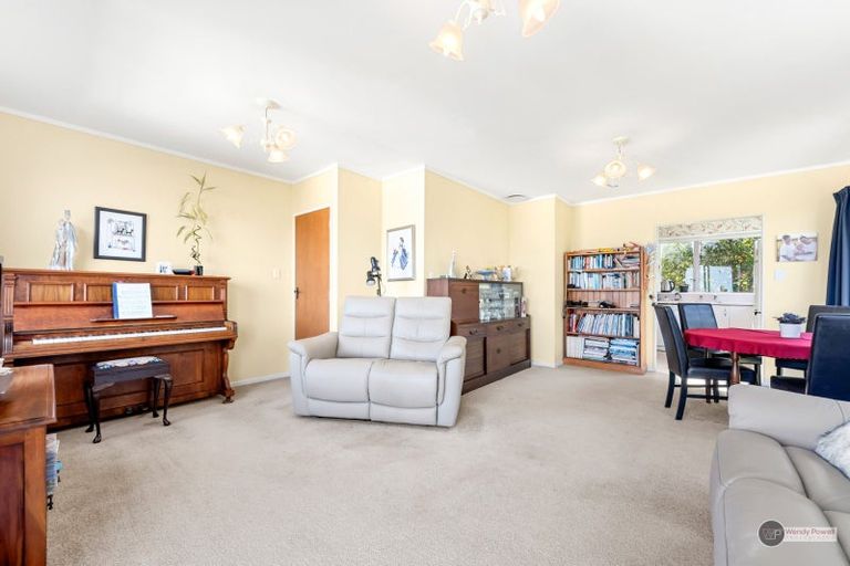 Photo of property in 66b Major Drive, Kelson, Lower Hutt, 5010